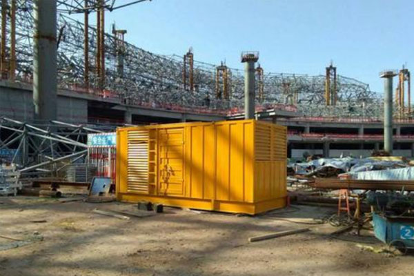 平陆发电机出租如何判断空气滤清器是否需要更换？