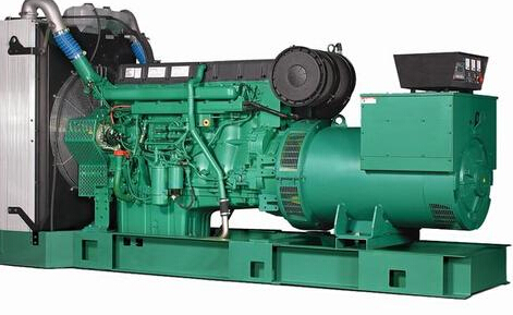 平陆发电机除垢后需要用清水冲洗水冷式机油散热器几次？